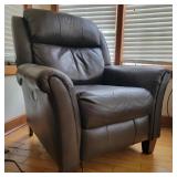 Modern Power Recliner Modern Power Recliner