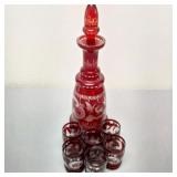 Red to Clear Glass Decanter With 6 Tumblers Red to Clear Glass Decanter With 6 Tumblers
