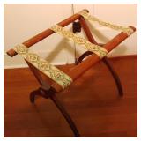 Vintage Luggage Stand Vintage Luggage Stand