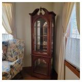 Broyhill Pine Finish Illuminated Cabinet Broyhill Pine Finish Illuminated Cabinet
