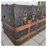 Antique Trunk Antique Trunk