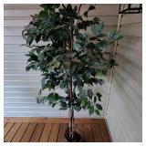 6' Artificial Ficus Tree 6' Artificial Ficus Tree