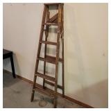 6' Wooden Ladder *Needs Light Repairs* 6' Wooden Ladder *Needs Light Repairs*