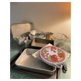 Lot of Baking Items, Burner Covers, Cookie Pans Lot of Baking Items, Burner Covers, Cookie Pans