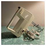 Black & Decker 5 Speed Mixer Black & Decker 5 Speed Mixer