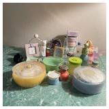 Vintage Toiletry Items w/ Miscellaneous Vintage Toiletry Items w/ Miscellaneous