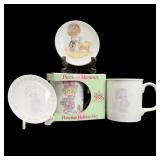 Vintage Precious Moments 2 Cups & 2 Mini Plates