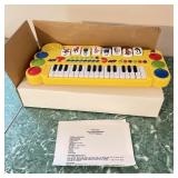 Play Along Keyboard Play Along Keyboard