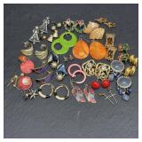 Lot of Matching Pairs Pierced Earrings w/ Some Lot of Matching Pairs Pierced Earrings w/ Some