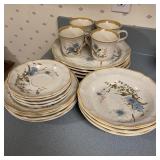 Mikasa Blake e Daisies Dinnerware 20+ Pieces