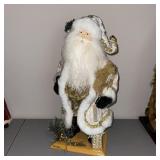 Old World Style Santa w/ White Coat Old World Style Santa w/ White Coat