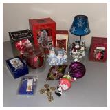 Avon Santa Candle & Christmas Decor