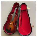 Vintage Miniature Violin w/ Bow & Case Vintage Miniature Violin w/ Bow & Case