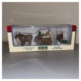 LeMax Village Accessories Horse w/ Wagon