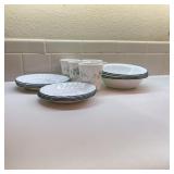 16 Pieces Corning Callaway Ivy Pattern Dishes 16 Pieces Corning Callaway Ivy Pattern Dishes