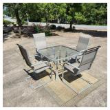 Outside Metal Patio Set w/Rug