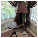 Wooden Side Table w/Lamp Wooden Side Table w/Lamp