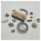 Lot of Vintage Pins Lot of Vintage Pins