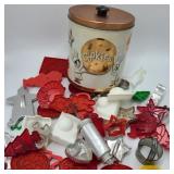 Vintage Tin of Cookie Cutters Vintage Tin of Cookie Cutters