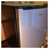 Amana Mini Refrigerator Amana Mini Refrigerator