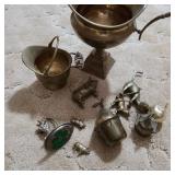 Lot of Brass w/ Hog & Cat Figurines Lot of Brass w/ Hog & Cat Figurines