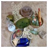 Lot of Vintage w/ Green Fruit Bowl, Shell, & Bunny Lot of Vintage w/ Green Fruit Bowl, Shell, & Bunny