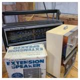 Lot w/ Vintage Radio, Clock, & Speaker Lot w/ Vintage Radio, Clock, & Speaker