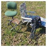 Lot of Folding Chairs w/ Lounger