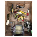 Lot Vintage Fishing, Lures, Penn Reel
