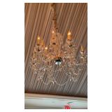 MEDIUM CHANDELIERS