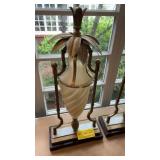 WHITE /GOLD DESK LAMPS