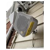 SMALL WHITE SPEAKERS