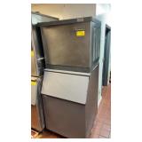 SCOTSMAN ICE MACHINE AND BIN