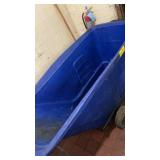 LAUNDRY OR TRASH BIN