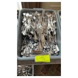 300 Knives, 300 forks, 175 spoons