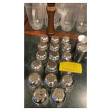 CONDIMENT SHAKERS AND PEPPER MILL