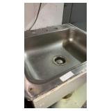 SS SINK WITH 3/4 HP GARBAGE DISPOSAL