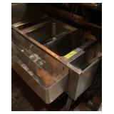 ICE BIN WITH SPEED RAILS