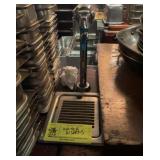 WATER DISPENSER IN BAR TOP