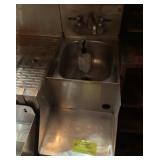 BLENDER STATION WITH SINK