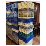 10 RACKS, 2 DOLLYS (NOT FULL)