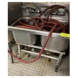 2 BAY SINK WITH HOUSE