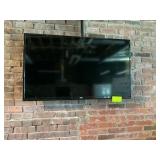 LARGE FLAT SCREEN WITH CEILING MOUNT
