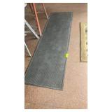 RUBBER MAT 9' x 30