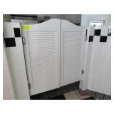 SET OF SWINGING CAFE DOORS