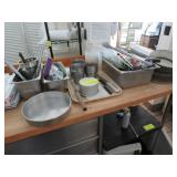 LARGE LOT OF ASSORTED KITCHEN TOOLS