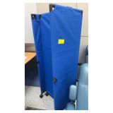 ROOM DIVIDER ON WHEELS