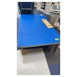 LARGE WOOD BED WITH MAT