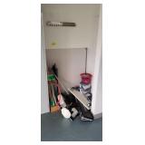 CONTENTS  OUTSIDE  OF CABINET