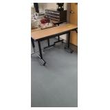 ROLLING  TABLES NO CONTENTS